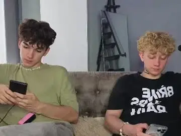 Chaturbate Best live sex cam show of em_chipsi