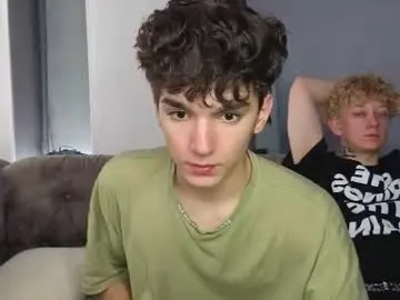 Chaturbate Free Porn Cam of em_chipsi
