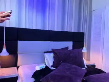 Chaturbate Sex Chat of raven_doll11