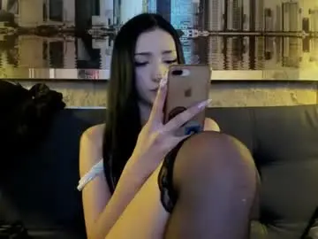 Chaturbate Nude Webcam of liilyrose