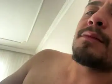 Chaturbate Live Sex of realhornyboy35