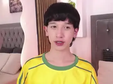 Chaturbate Free Porn Cam of emmo_boy