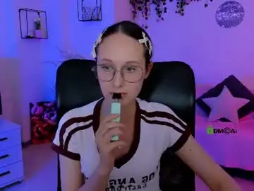 Chaturbate Nude Webcam of mona_cloud