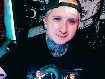 Chaturbate Free Porn Cam of ftmblueyes