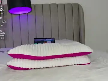 Chaturbate Free Live Porn of ebony_pearl69
