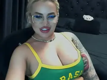 Chaturbate Watch Live Sex Cams of lovelyblondyxxx