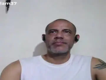 Chaturbate Adult Webcams of retlam37