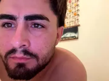 Chaturbate Live Sex Cam of rubenzaragosa09
