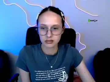 Chaturbate Live Sex Cam of emma_bless_