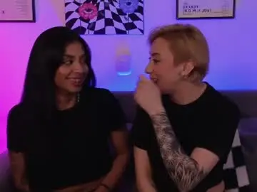 Chaturbate Sex Cam of violettgrey_