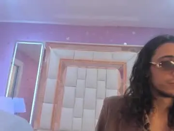 Chaturbate Free Live Porn of goldentemptation_