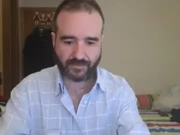 Chaturbate Live Sex Cam of curiosillo1983