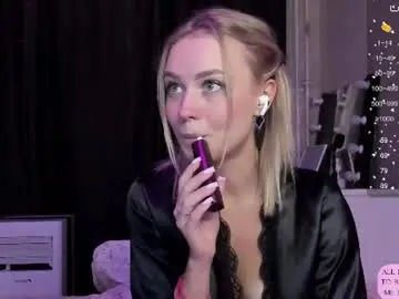 Chaturbate Free Porn Cam of mary_romance