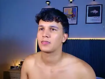 Chaturbate Live Sex Cam of leo_savage_