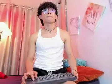 Chaturbate Live Sex Cam of lyan_twink