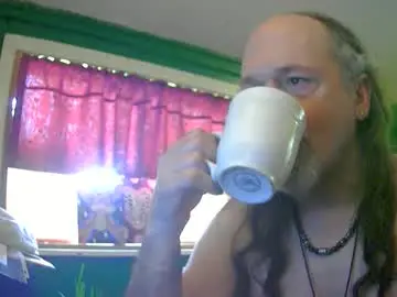 Chaturbate Free Porn Cam of hippiedad333