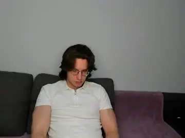 Chaturbate Live Porn of valo_cross