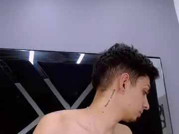 Chaturbate Nude Webcam of allan_collins_