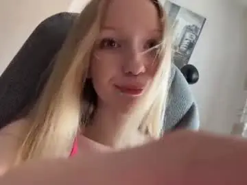 Chaturbate Free Porn Cam of gertrudeuran