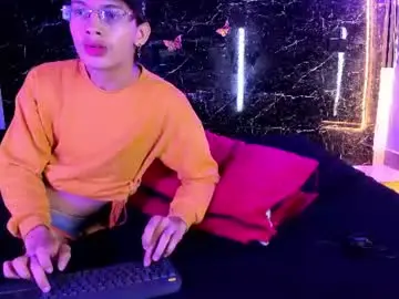 Chaturbate Best Webcam of adrian_wolff