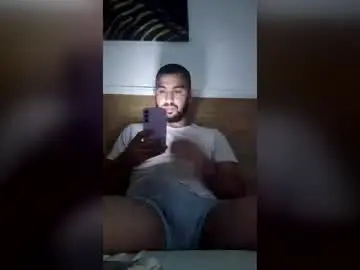 Chaturbate Live Sex Cam of sexypaul0
