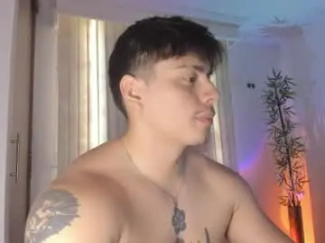 Chaturbate Free Live Porn of gio_russo