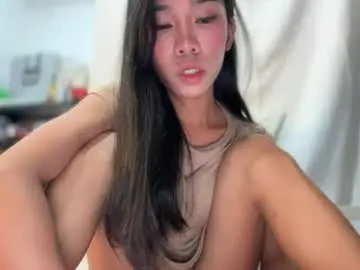 Chaturbate Live Sex Cam of asian_aki