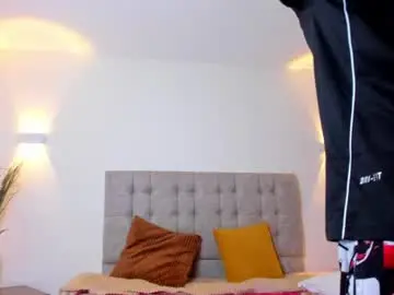 Chaturbate Best live sex cam show of jason_issabella