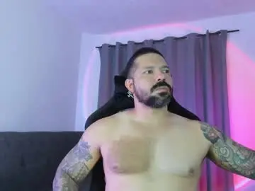 Chaturbate Best live sex cam show of pierrevidal