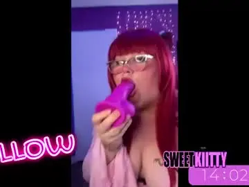 Chaturbate Adult Webcams of sweetkiitty3
