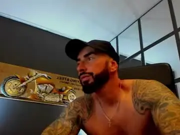 Chaturbate Free Live Porn of arongrant