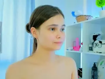 Chaturbate Live Sex Cam of your_casual_vibes