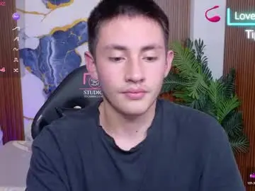 Chaturbate Best live sex cam show of andres_tay