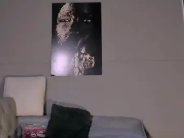 Chaturbate Watch Live Sex Cams of hulk_girl212