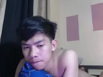 Chaturbate Free Porn Cam of clyde_twinkx