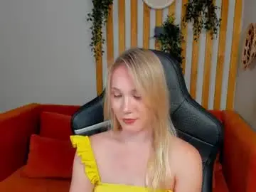 Chaturbate Adult Webcams of elaravoltage
