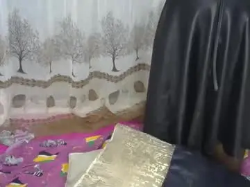 Chaturbate Live Sex Cam of lizzie2020