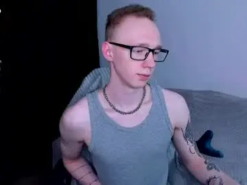 Chaturbate Live Sex Cam of alex_silent