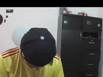 Chaturbate Adult Webcam of fenix_hardcock
