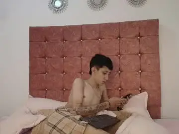 Chaturbate Live Porn of spicyslim_