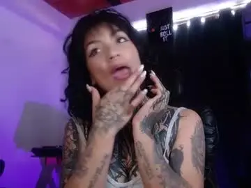 Chaturbate Watch Live Sex Cams of ema_ploxx