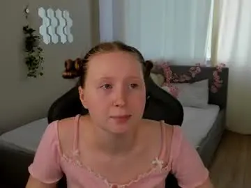 Chaturbate Live Sex Cam of lilitiny