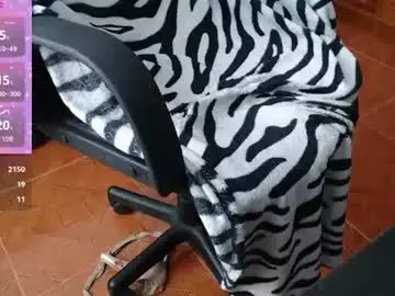 Chaturbate Live Sex Cam of dalia_64