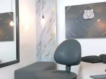 Chaturbate Adult Video Chat of kingoftemptation