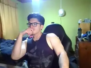 Chaturbate Live Sex Cam of latinn_babe