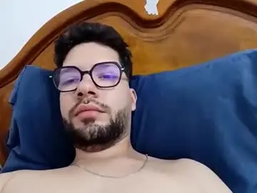 Chaturbate Best live sex cam show of midoumas1