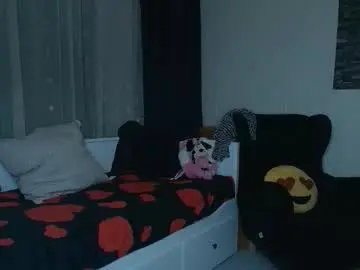 Chaturbate Live Sex Cam of mistress_meryem