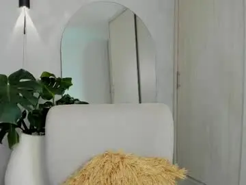 Chaturbate Live Sex of aliessiarose1