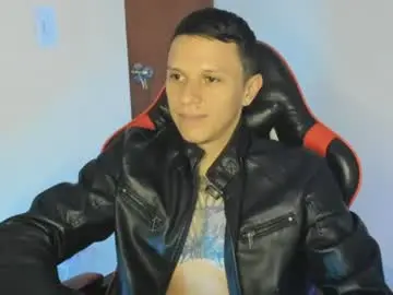 Chaturbate Free Porn Cam of masterdave7