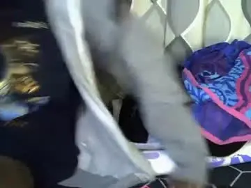 Chaturbate Live Sex Cam of cute_gee